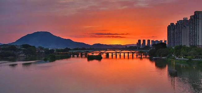 2014年高考满分科目山东卷：窗外风景的境界与格局