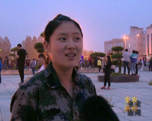 卡罗尔读完300献给党