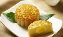 品月饼赏明月作文