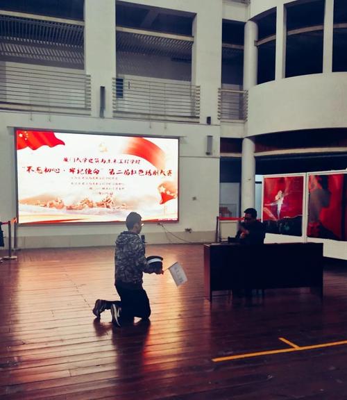 看完后唱歌王二小方牛郎