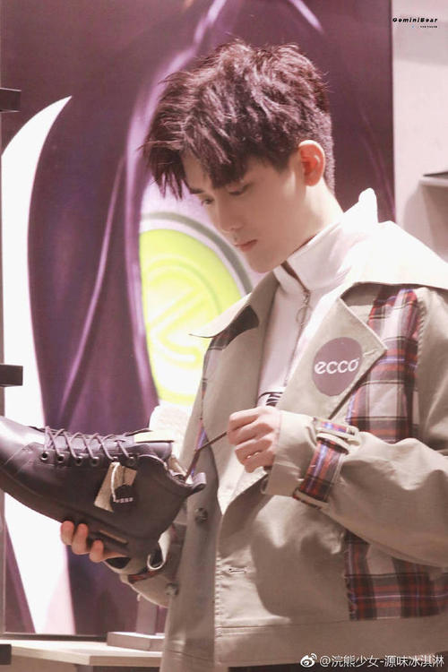 读完《九月男孩的蓝色》之后