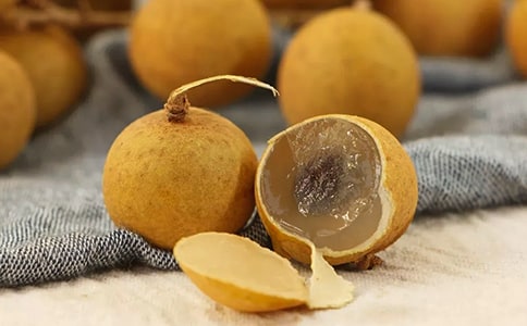 故乡的龙眼树组成