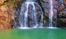 梅雨潭的绿的读后感