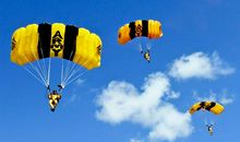 看着孩子开心的句子 孩子开心笑容的美句