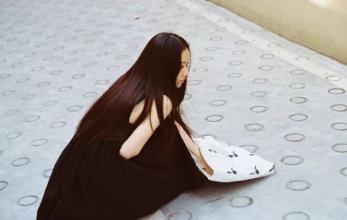 等到有人拼命讲话