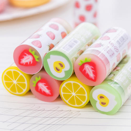 假装快乐的句子假装快乐的句子