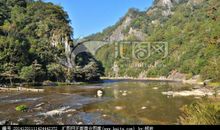 形容山水风景优美的成语