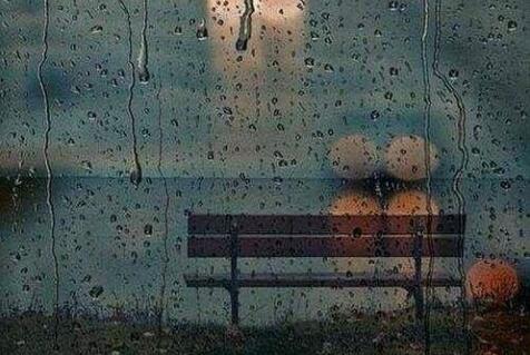 一个男人疲惫不堪的一句话讲的是心情，每一句话都tear着眼泪1