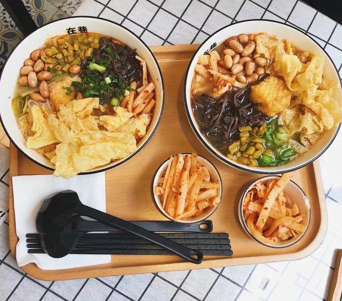 谈论吃螺丝粉后的有趣心情