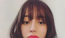 配自拍照发朋友圈的句子搞笑