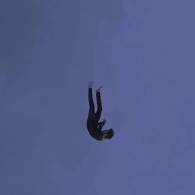 深夜网络压制了云文案(小心,太丢了)