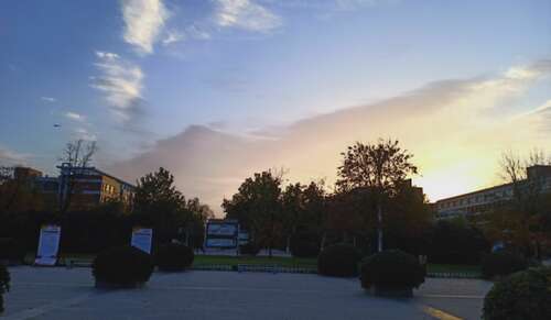 使女孩开心的句子