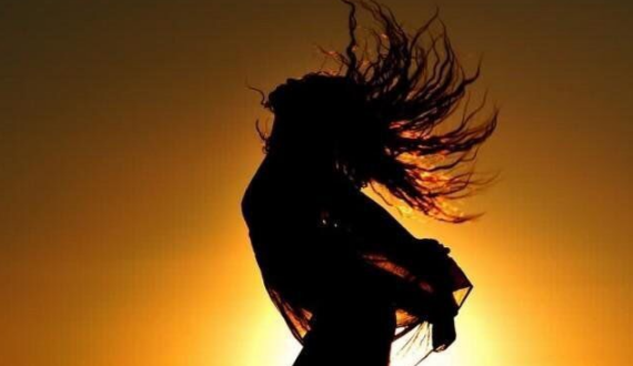 一句话让你的女朋友开心