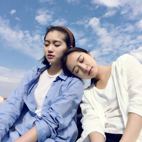 描述快乐姐妹的句子1