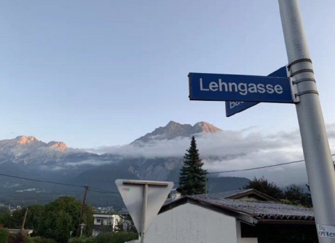 赚钱和快乐的句子1