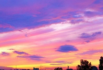 一句话描述天空的美丽