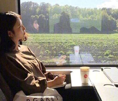 一些快乐而悲伤的句子1