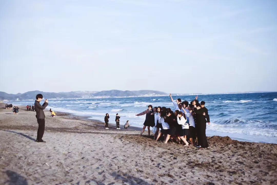 关于毕业的悲伤的一句话