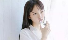 赞美一个女人漂亮的句子