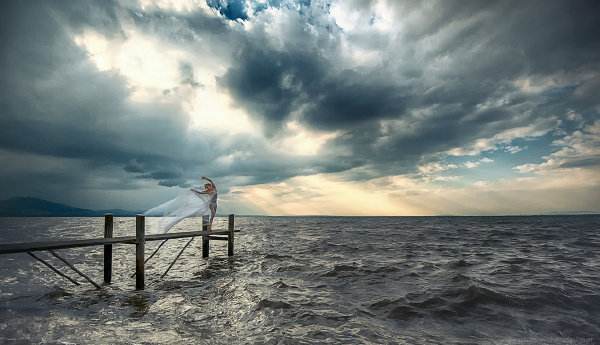 悲伤和无助的心情1