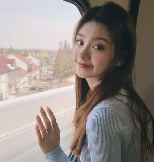 描述快乐笑的句子