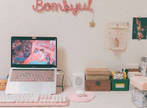 女孩勤奋的文案