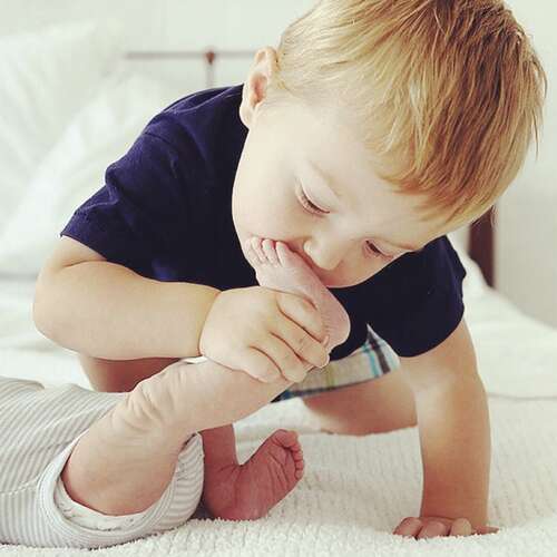 描述孩子玩耍的句子1