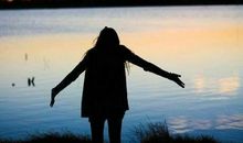 深夜女孩心累朋友圈说说