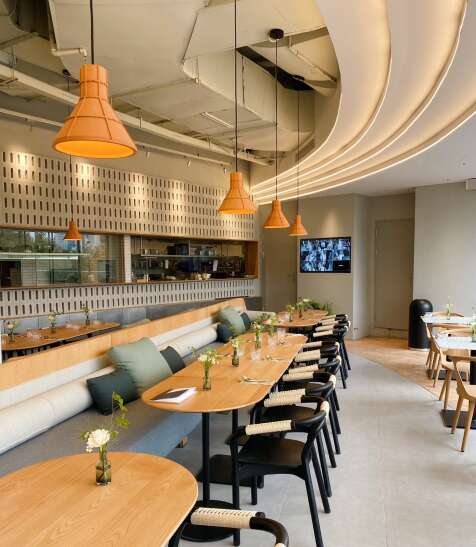 一句话快乐地吃月饼