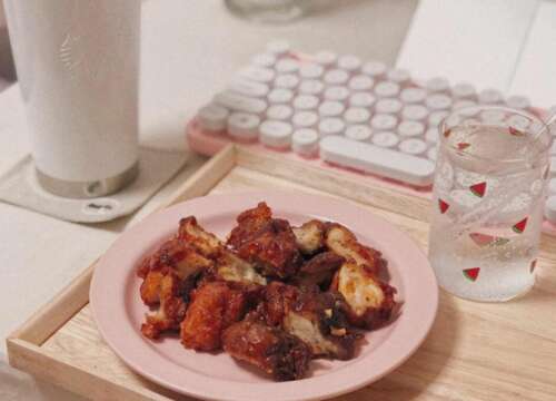 豆阴使用流行的文案