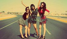 姐妹小聚吃饭心情短语