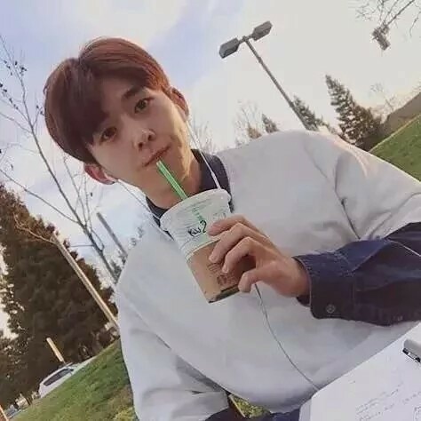 学生青春和阳光的个性签名