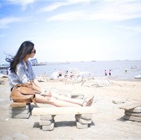 爱美丽的悲伤句子