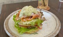 形容和朋友相聚开心的句子