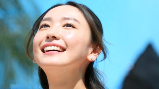 女孩喜欢笑美丽的句子