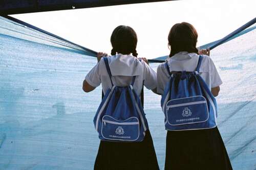 姐妹们在一起快乐的句子2