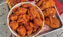 描写青年开心的句子