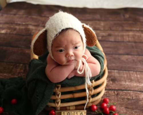 孩子们的满月祝福