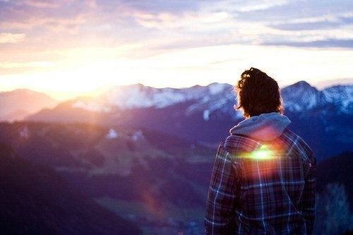 审美悲伤和孤独的句子