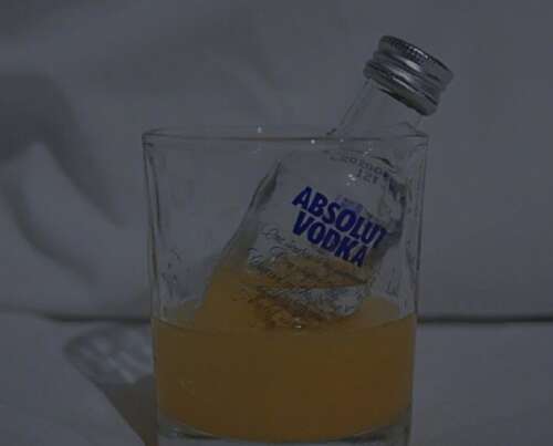 痛苦的崩溃，伤心欲绝的句子