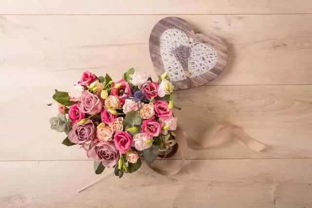 在平安夜2寄送苹果的句子