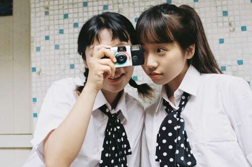 谈论婴儿快乐的句子