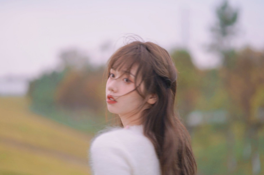 有助于他人开心的审美句子