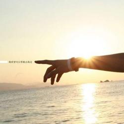 在Moments 2中发送美丽的快乐句子