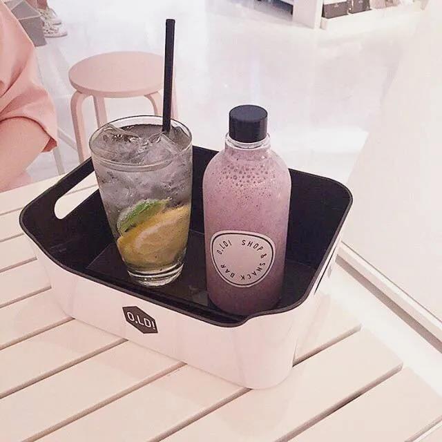 28，最美丽的不是一个下雨天，但每天都有奶茶喝奶茶。