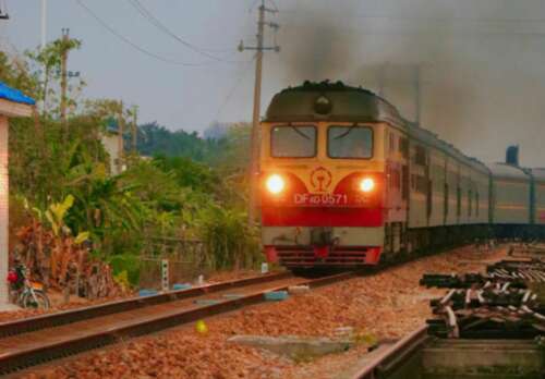 13.没有副本的副本，只有幸福。