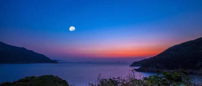 15，然后房间正在增加，照片尚不清楚，从广告中重复电视到新闻，它被放入连续的戏剧中。从晚安的夜晚，空白的沉默整夜独处，突然在早上闪烁，有一个健身计划。