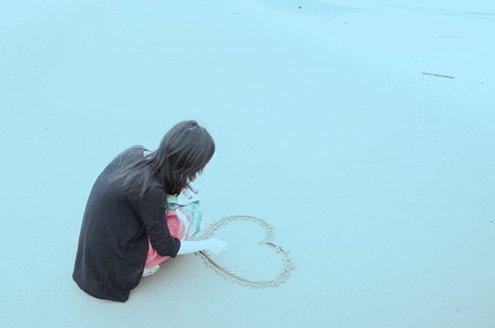 15.你知道我没有睡觉，我也知道你没有睡觉，看着我更新的消息，但我不能说一句话。