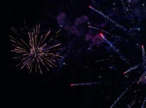 12月31日，新年的文案震动和新年文报文的原因更大