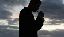 关于男人抽烟的经典语录